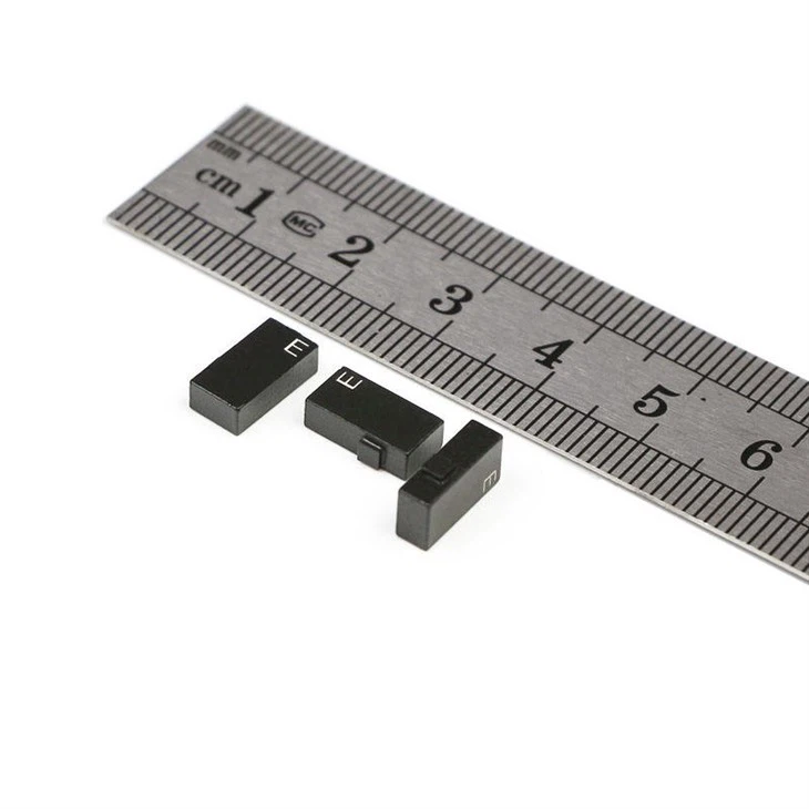1005 Smallest RFID Tags For Inventory Tracking