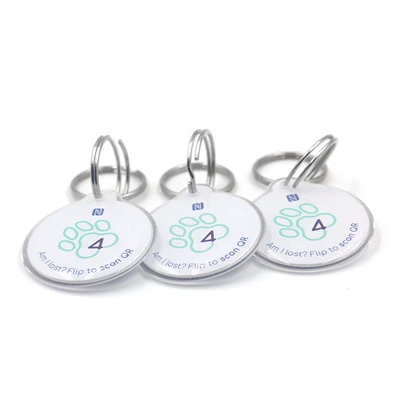 Customized QR kòd kolye anti-pèdi NTAG213 Epoxy RFID NFC bèt kay Tag pou chen chat