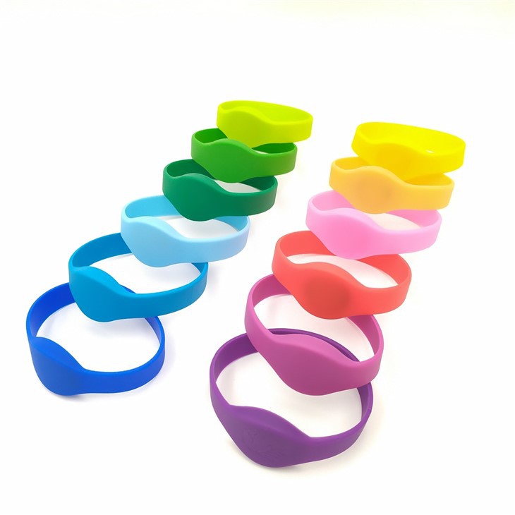 Amusement Park RFID Wristband suppliers